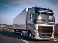 Volvo Trucks презентує новий Volvo FH, який знижує витрати на пальне до 7%